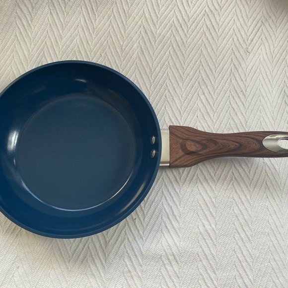 PHANTOM CHEF 8" Fry Pan in Navy Blue NEW in Box - Picture 8 of 9